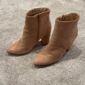 Stylish Tan Ankle Boots for Women